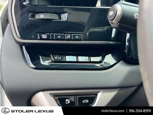 Used 2025 Lexus RX 350h w/ Accessory Package AWD/4WD image 26