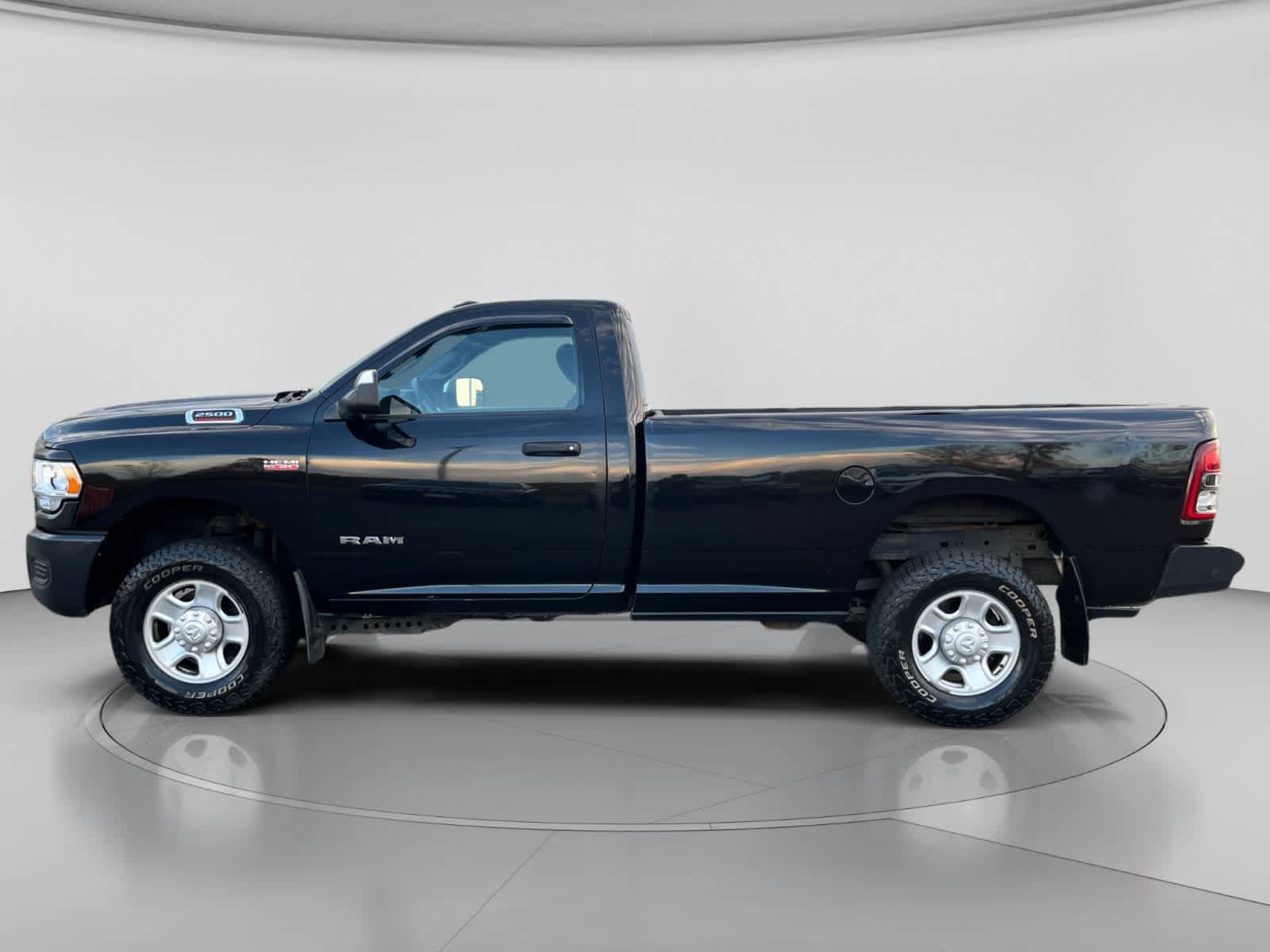 Used 2022 RAM 2500 Tradesman AWD/4WD image 8