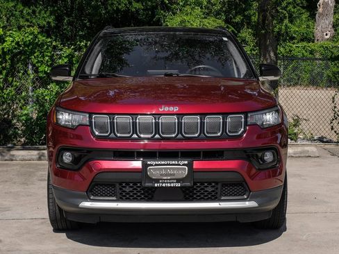 Used 2022 Jeep Compass Limited image 10