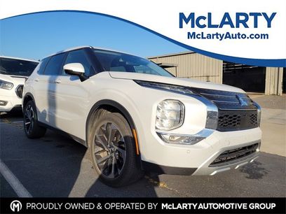 Used 2024 Mitsubishi Outlander SE