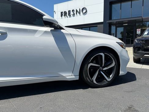 Used 2019 Honda Accord Sport image 13