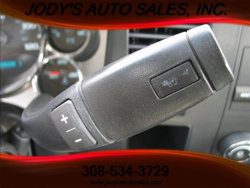 Used 2008 Chevrolet Silverado 3500 W/T image 9