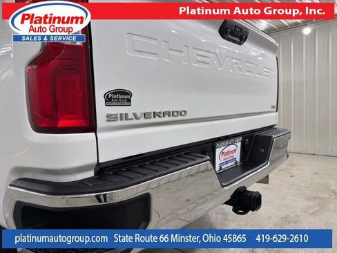 Used 2021 Chevrolet Silverado 2500 LTZ w/ LTZ Convenience Package image 44