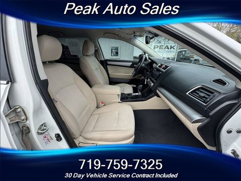 Used 2016 Subaru Outback 2.5i Premium image 32