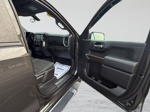 Used 2021 Chevrolet Silverado 1500 LT RWD image 23
