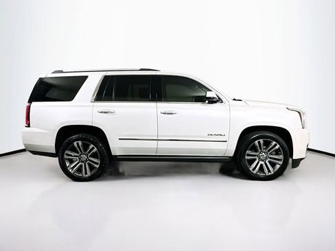 Used 2019 GMC Yukon Denali w/ Denali Ultimate Package image 9