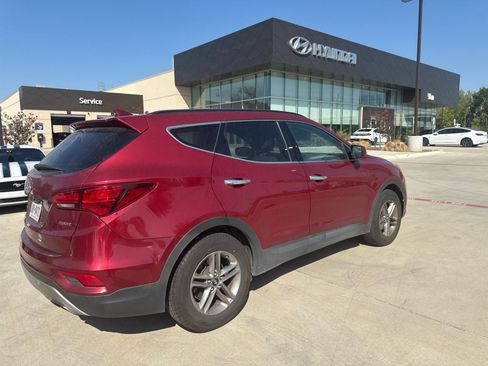 Used 2017 Hyundai Santa Fe Sport FWD image 3