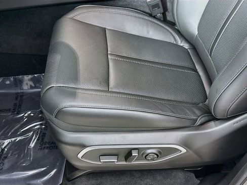 New 2026 Jeep Grand Wagoneer 4WD image 20