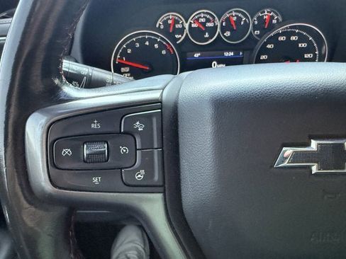 Used 2021 Chevrolet Suburban RST w/ Luxury Package image 24