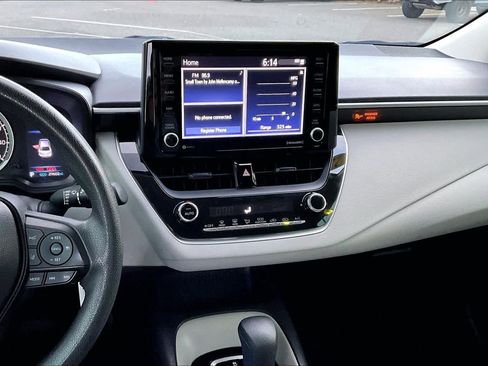 Certified 2022 Toyota Corolla LE image 7