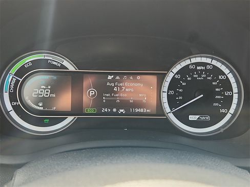Used 2018 Kia Niro LX image 23