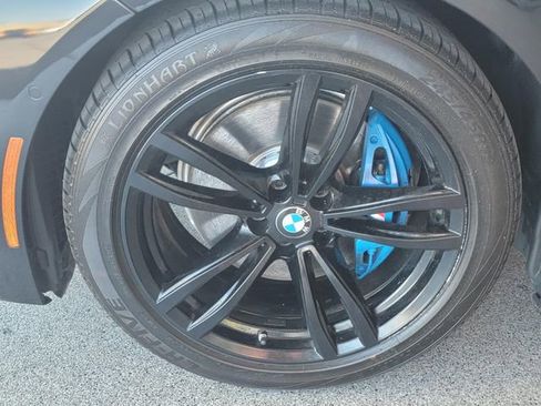 Used 2020 BMW 740i xDrive w/ M Sport Package image 6
