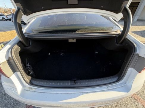 Used 2015 Hyundai Genesis 3.8 w/ Option Group 03 image 19