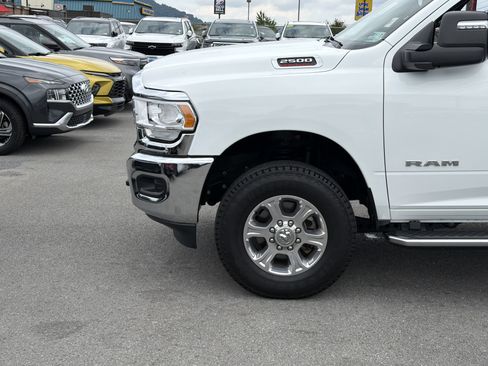 Used 2024 RAM 2500 Big Horn AWD/4WD image 13