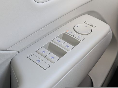 New 2026 Hyundai Kona Limited image 30