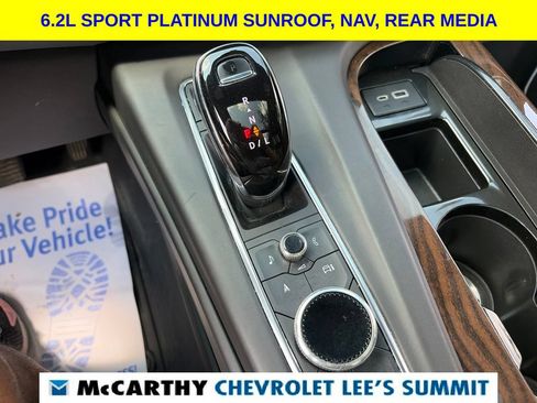 Used 2022 Cadillac Escalade ESV Sport Platinum w/ LPO, ONYX Package AWD/4WD image 11