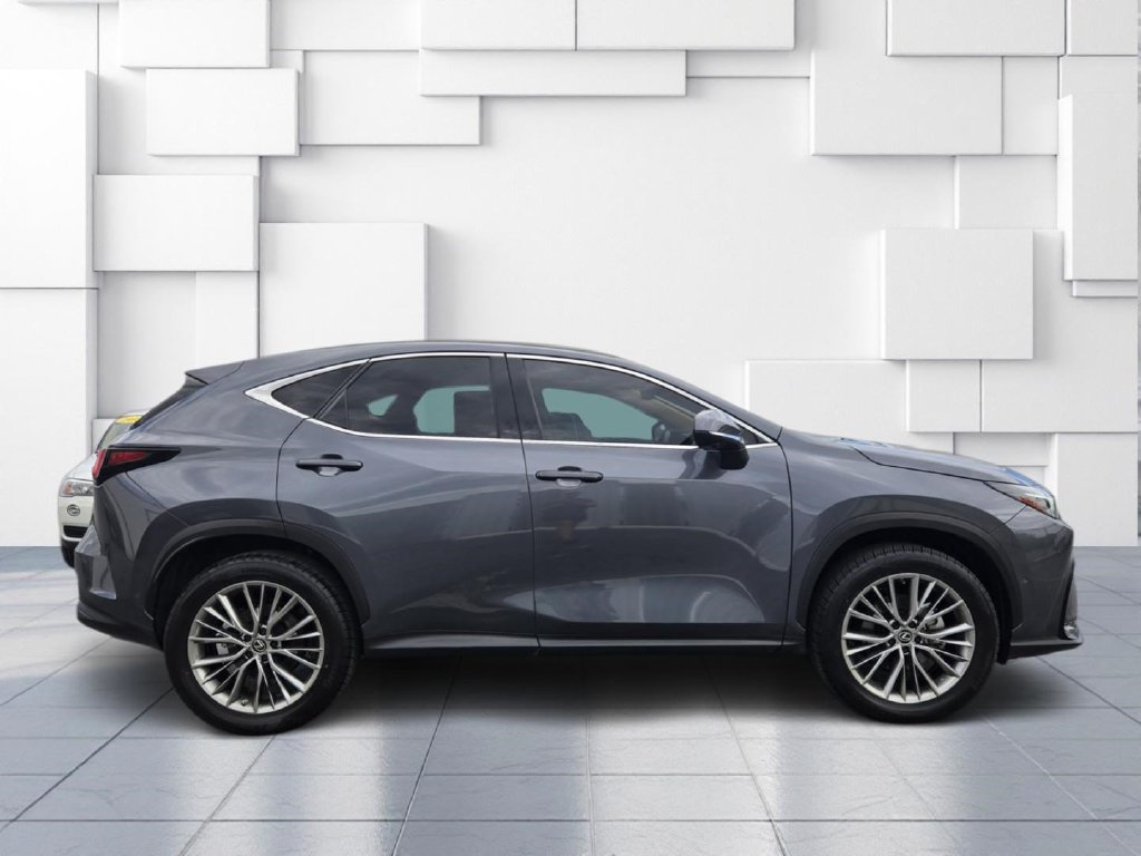 Used 2024 Lexus NX 350h AWD w/ Vision Package image 4
