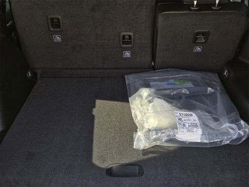 New 2025 Jeep Grand Cherokee Limited image 11