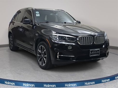 Used 2017 BMW X5 xDrive50i image 4