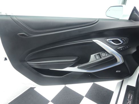 Used 2019 Chevrolet Camaro SS w/ LPO, Ground Effects Package RWD image 25