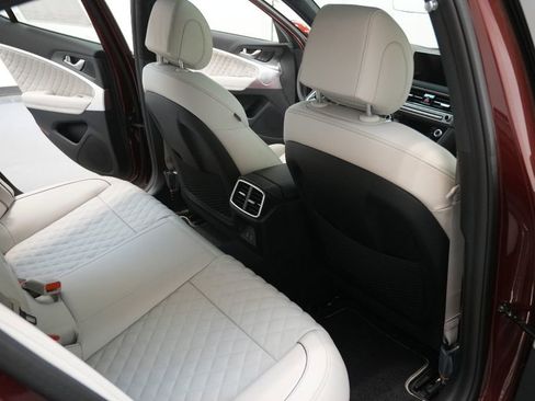 New 2025 Genesis G70 3.3T Advanced w/ Sport Prestige Package image 39