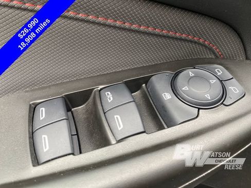 Used 2025 Chevrolet TrailBlazer RS w/ Convenience Package AWD/4WD image 16
