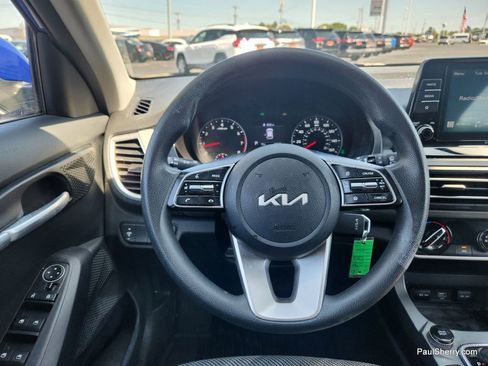 Used 2023 Kia Seltos LX image 31