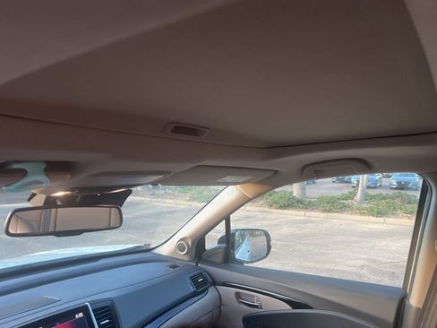 Used 2018 Honda Ridgeline RTL-E image 16