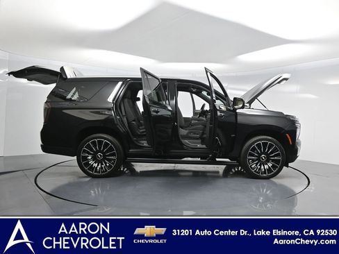 New 2025 Chevrolet Tahoe High Country image 3