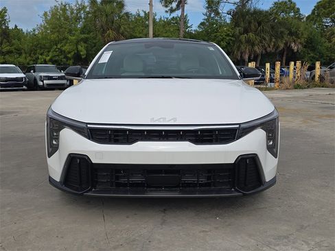 New 2026 Kia K4 GT-Line image 3