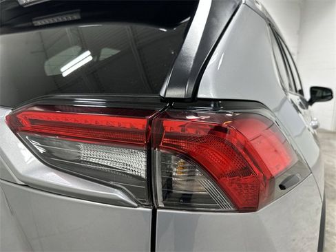 Used 2024 Toyota RAV4 XLE image 22
