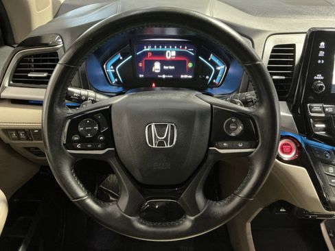 Used 2021 Honda Odyssey Touring image 17