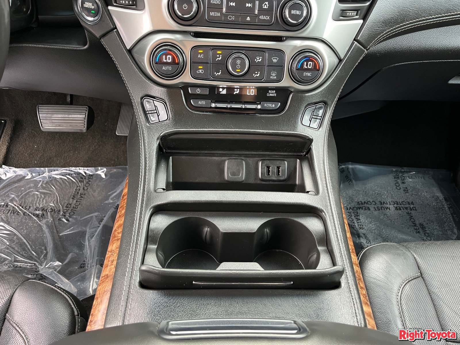 Used 2018 Chevrolet Suburban Premier RWD image 30