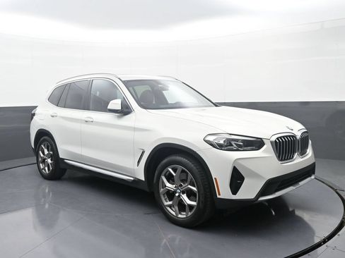Used 2023 BMW X3 xDrive30i w/ Convenience Package w/ZPA AWD/4WD image 3