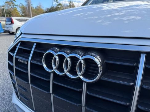 Used 2023 Audi Q5 2.0T Premium w/ Convenience Package image 7