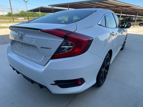 Used 2019 Honda Civic Sport image 17