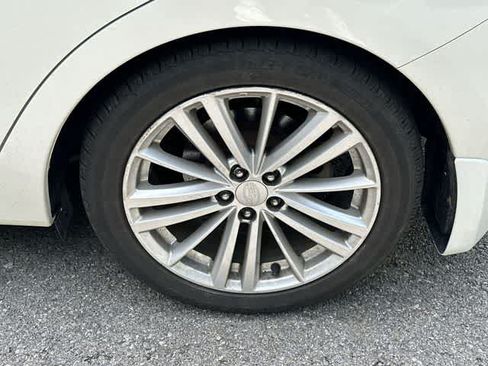 Used 2013 Subaru Impreza 2.0i Limited AWD/4WD image 5