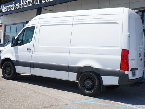 Used 2025 Mercedes-Benz Sprinter 2500 image 5