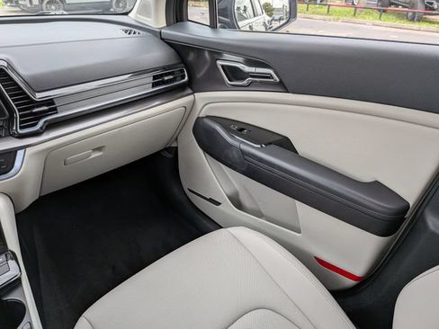 Certified 2024 Kia Sportage EX FWD image 18