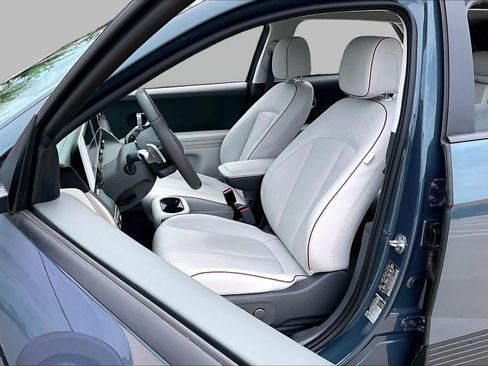 Certified 2023 Hyundai Ioniq 5 SEL w/ Cargo Package RWD image 7