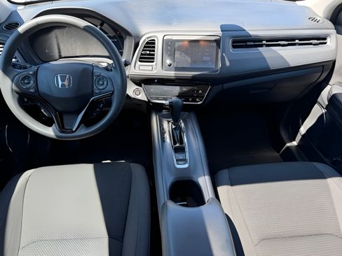 Certified 2021 Honda HR-V EX image 8