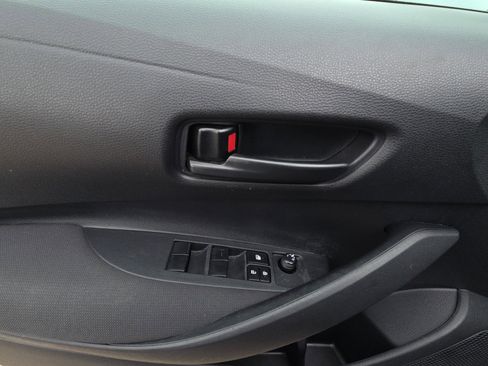 Used 2024 Toyota Corolla LE FWD image 13
