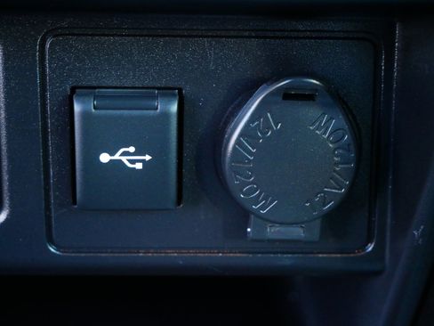 Used 2023 Toyota 4Runner 40th Anniversary SE image 32