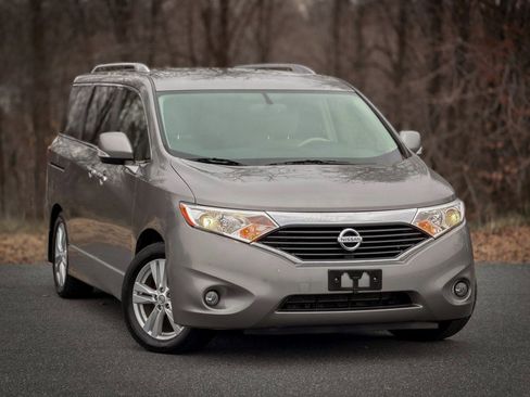 Used 2013 Nissan Quest SL image 3