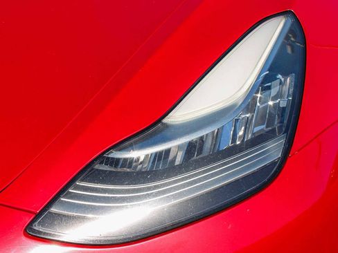 Used 2017 Tesla Model 3 Long Range image 8