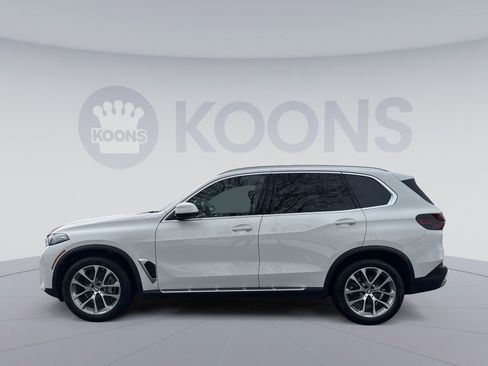 Used 2026 BMW X5 xDrive40i image 2