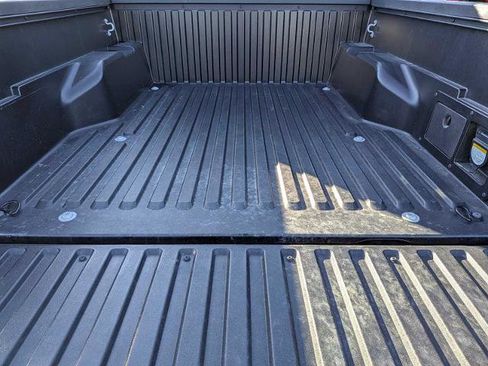 Used 2023 Toyota Tacoma TRD Sport image 40