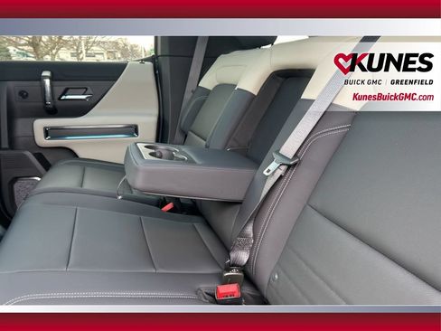 New 2026 GMC Hummer EV SUV AWD/4WD image 32