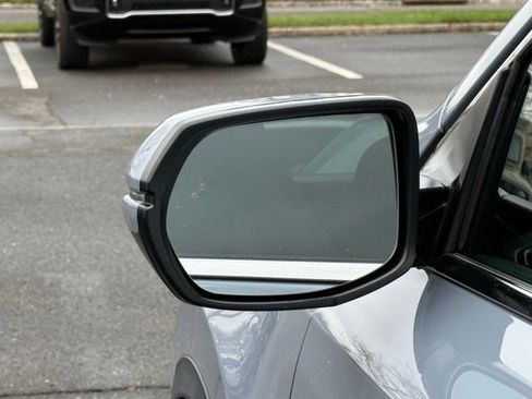 Used 2022 Honda CR-V EX image 15