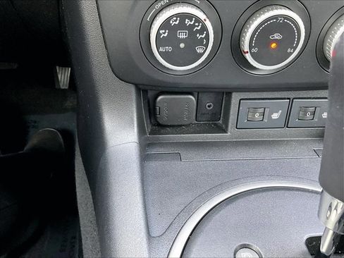 Used 2012 MAZDA MX-5 Miata Grand Touring w/ Premium Pkg image 23